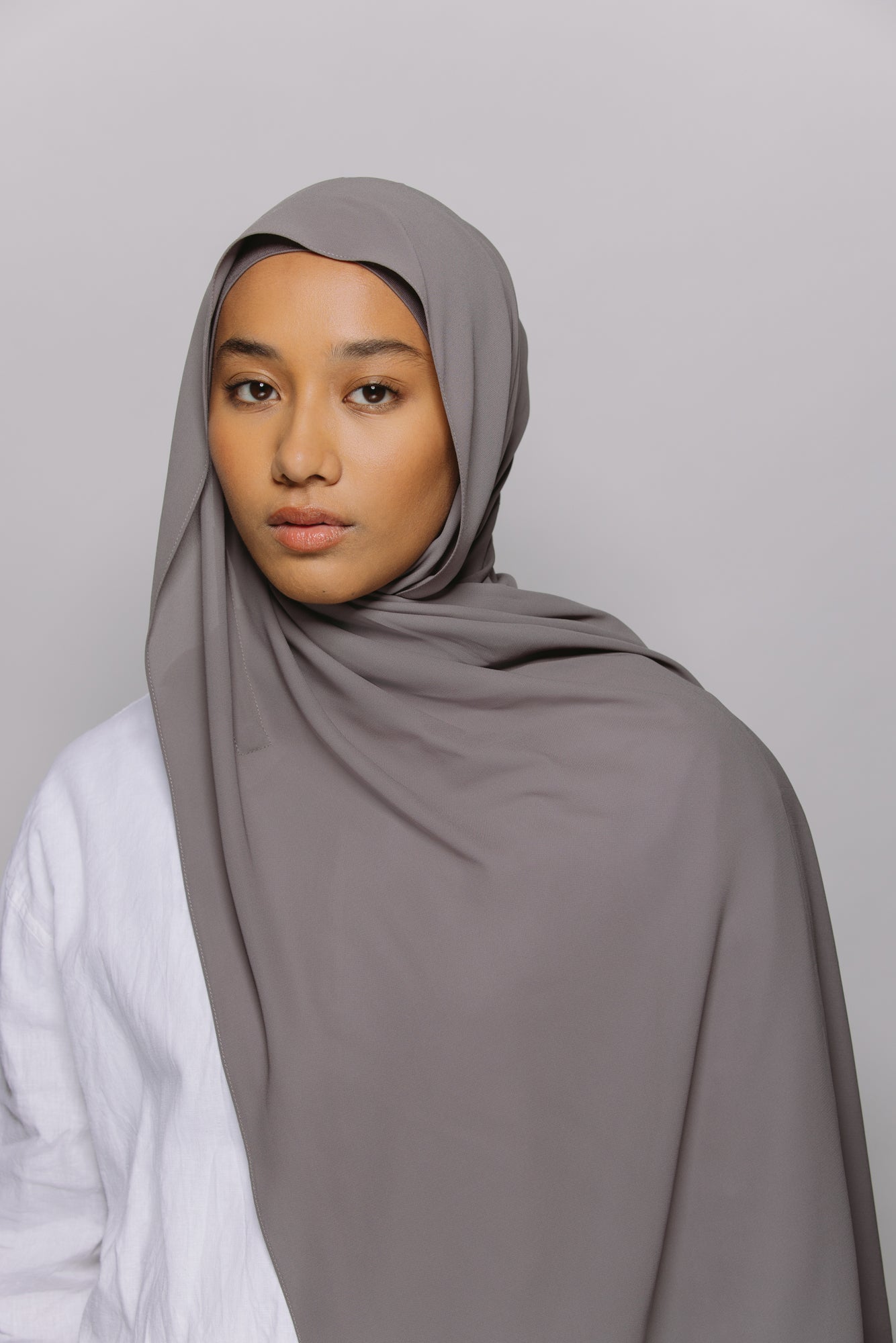Smoky Lilac — Instant Chiffon Hijab with Built-in Magnets