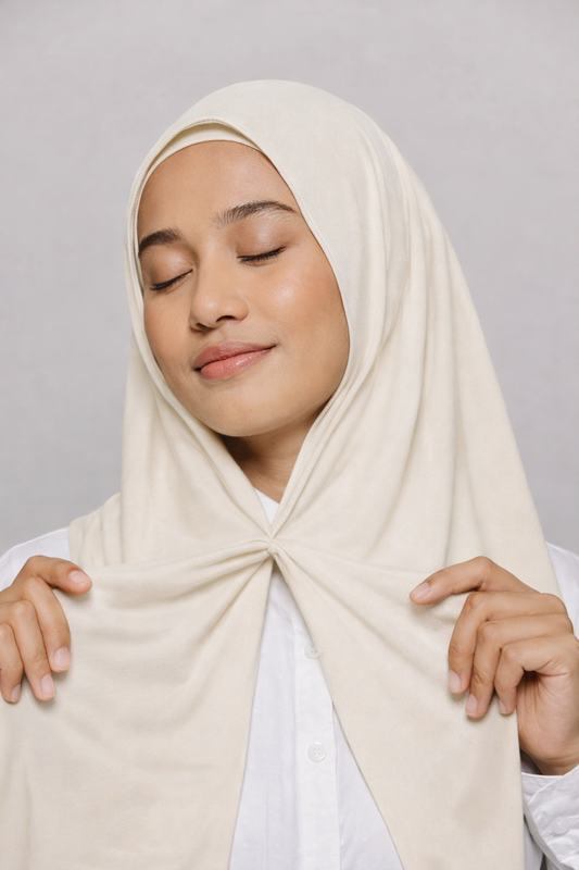 Premium instant Jersey Hijab - Ivory