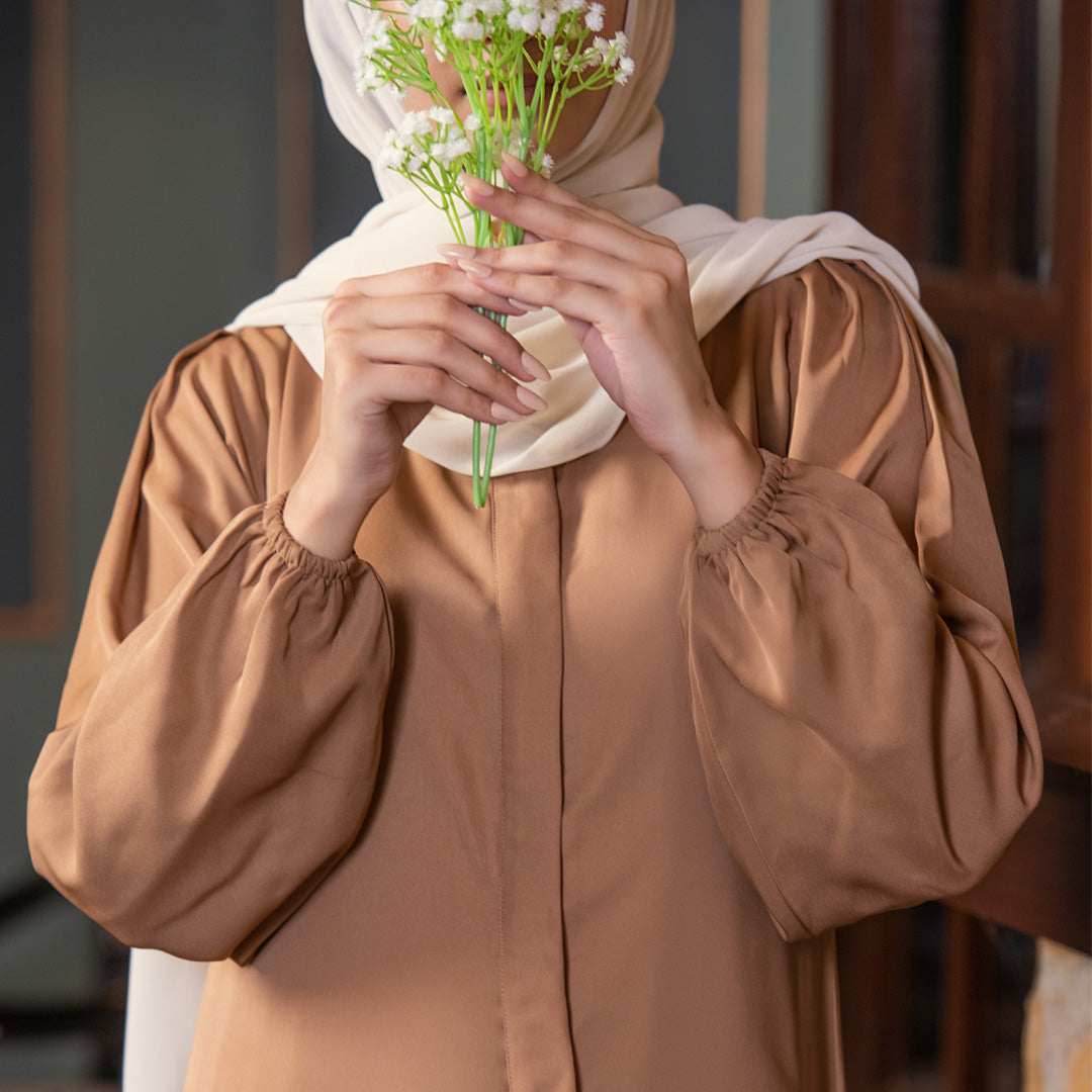 Gold Bliss Abaya