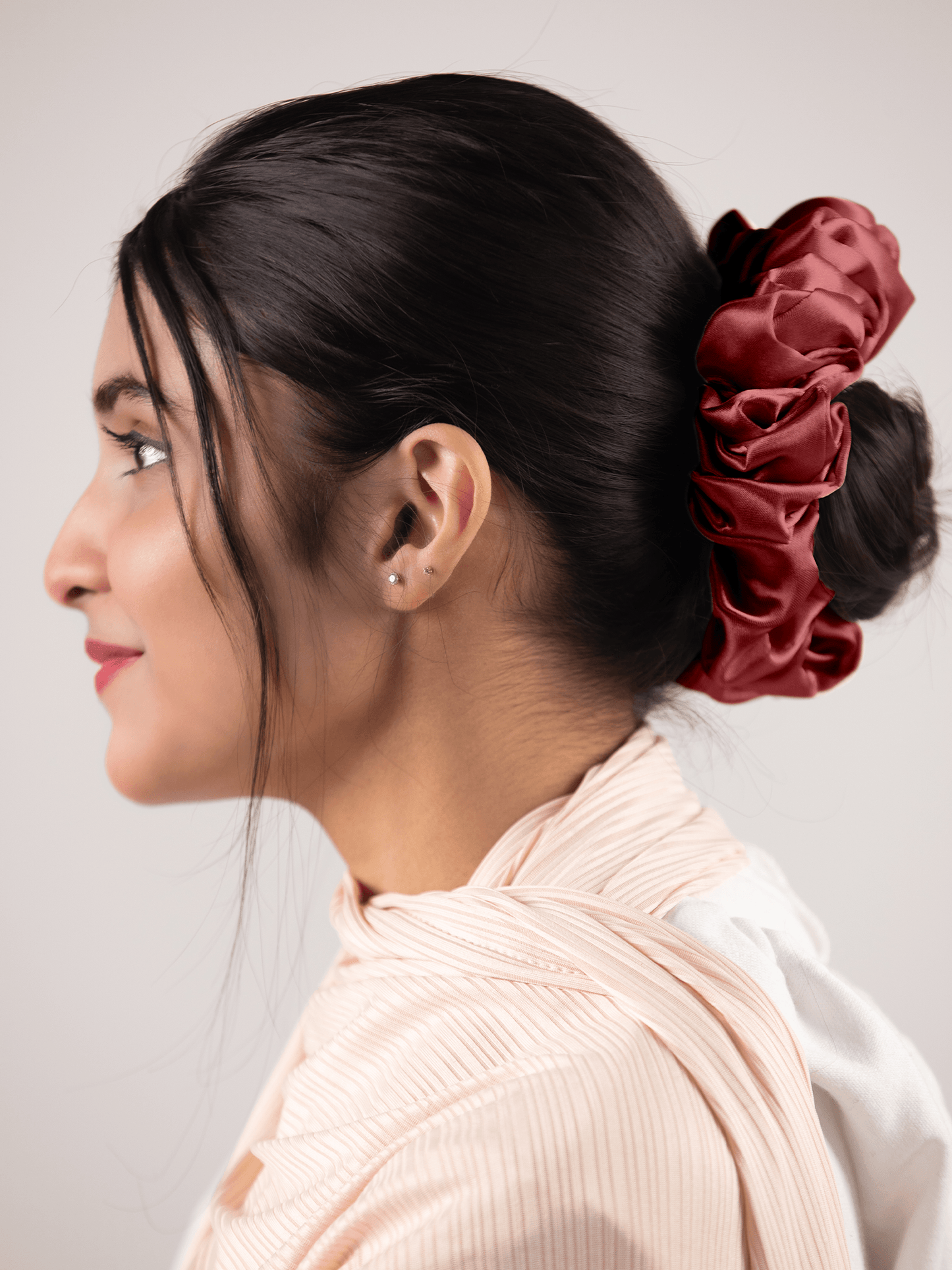 Silk Scrunchie in Black